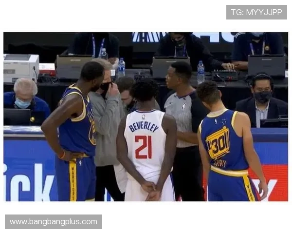 争议判罚激起舆论狂潮媒体震怒